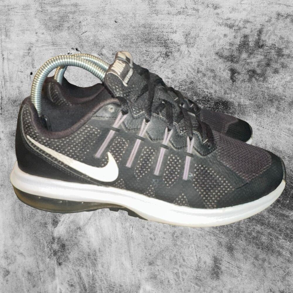 Nike Air Max Dynasty Youth Size 6Y Shoe Black White Running Sneaker 2016